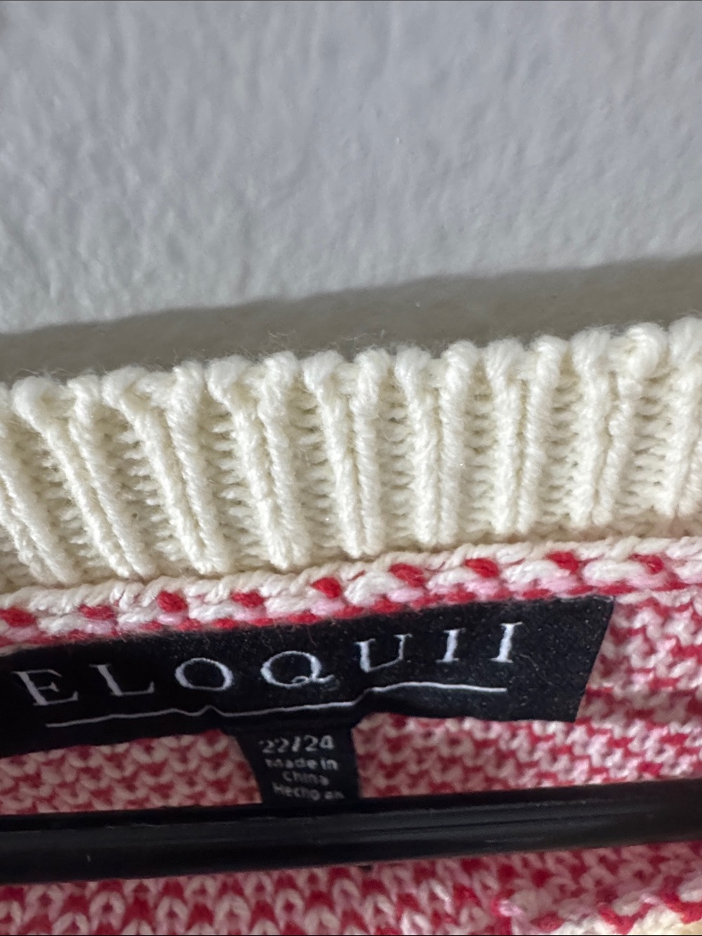 Cream Knit Sweater with Pink Lip Print - Picture 2 of 8